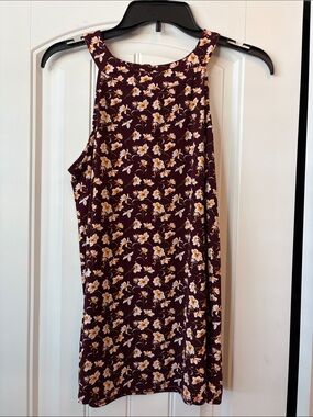 Sleeveless Floral Top in Burgundy